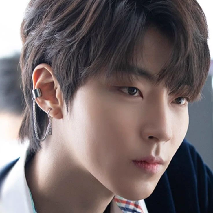 Han Seojun thumbnail