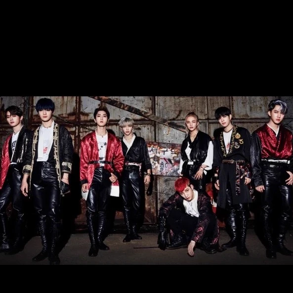 Stray Kids thumbnail