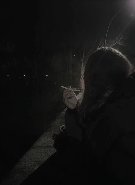 mia thumbnail