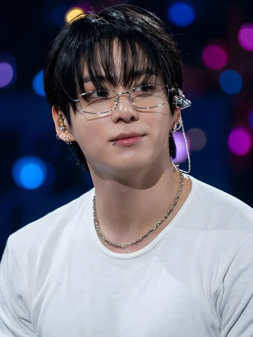 Jeon Jungkook thumbnail