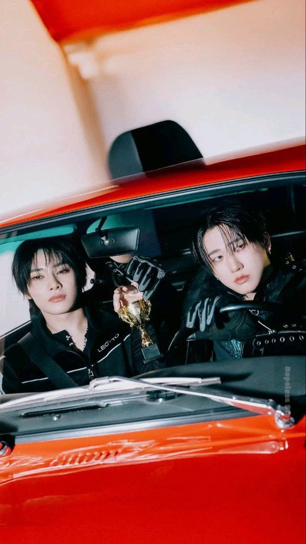 Jeongin & Changbin thumbnail