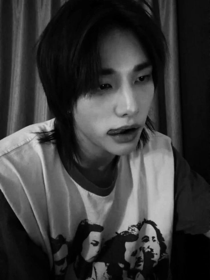 Hyunjin thumbnail