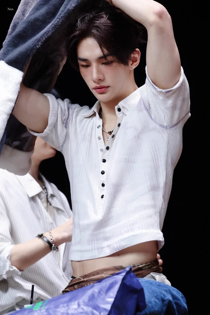 Hwang Hyunjin (Hyunlix) thumbnail