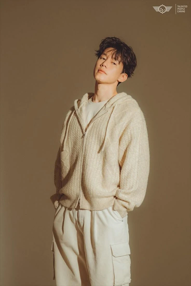 Kim Mu-yeol thumbnail