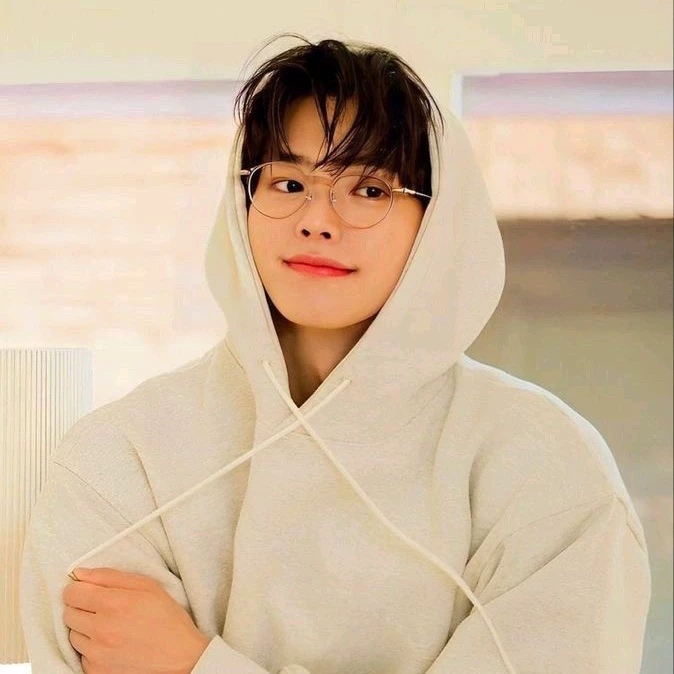Park Jae-eon (Song Kang) thumbnail