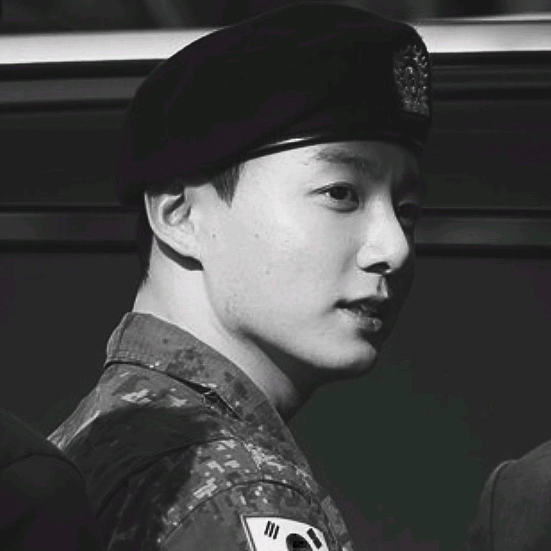 Commander jk thumbnail