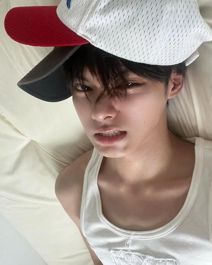 Troublemaker stepbrother (Kai) thumbnail