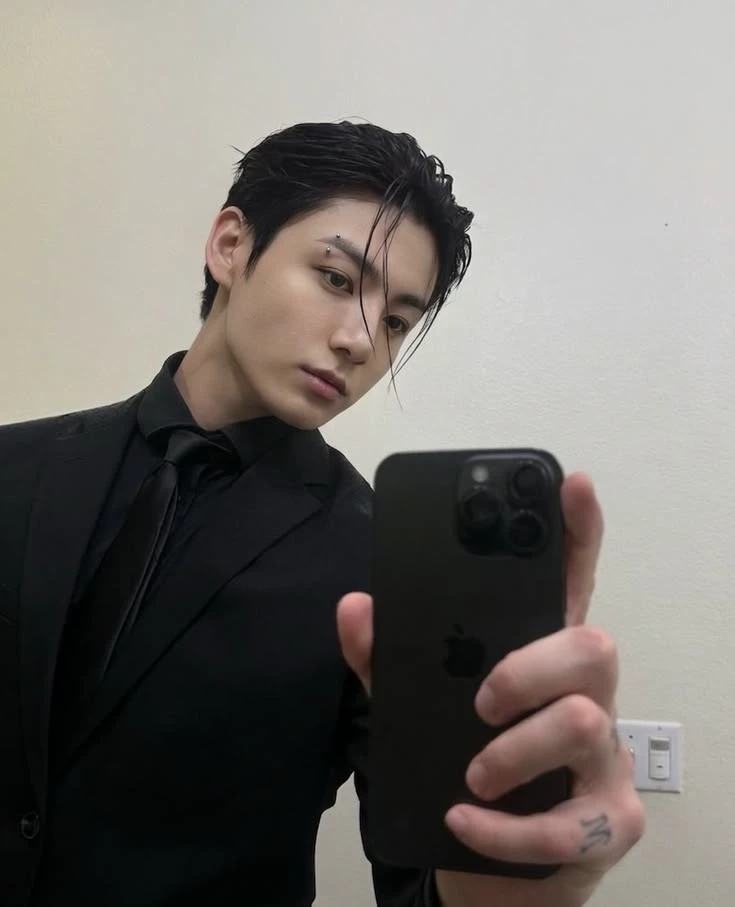 Jeon Jungkook  thumbnail