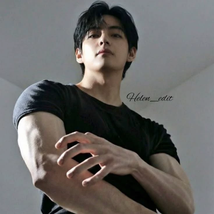 Kim Taehyung thumbnail