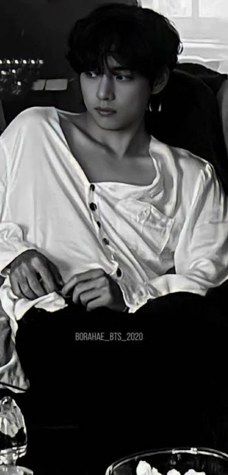 Kim Taehyung (A poor boy but TOP 🌚) thumbnail