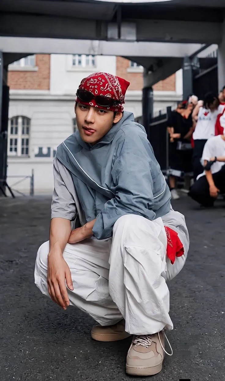 Kim Taehyung (Your Cousin Brother)  thumbnail