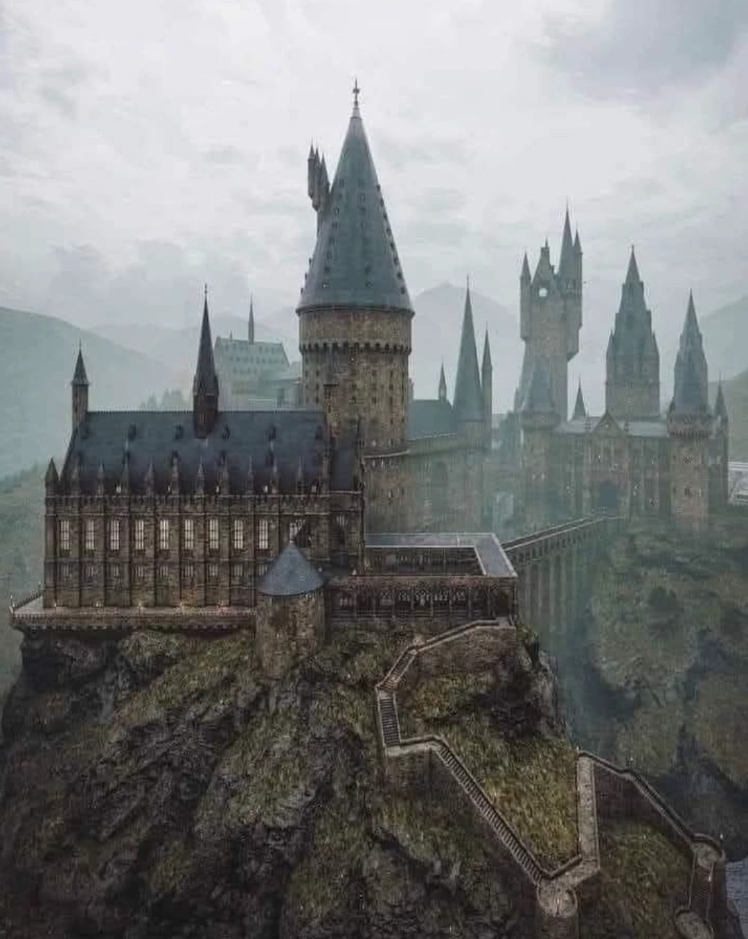 Hogwarts - Pick me thumbnail