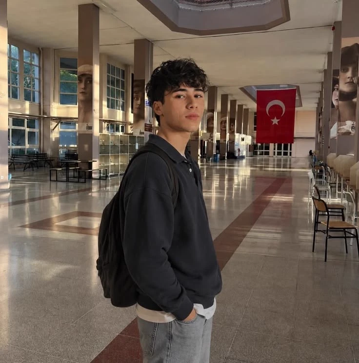 Efe Şan thumbnail