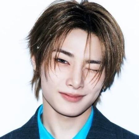 jeongin thumbnail