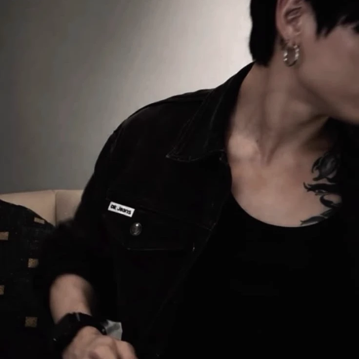 Jeon Jungkook thumbnail