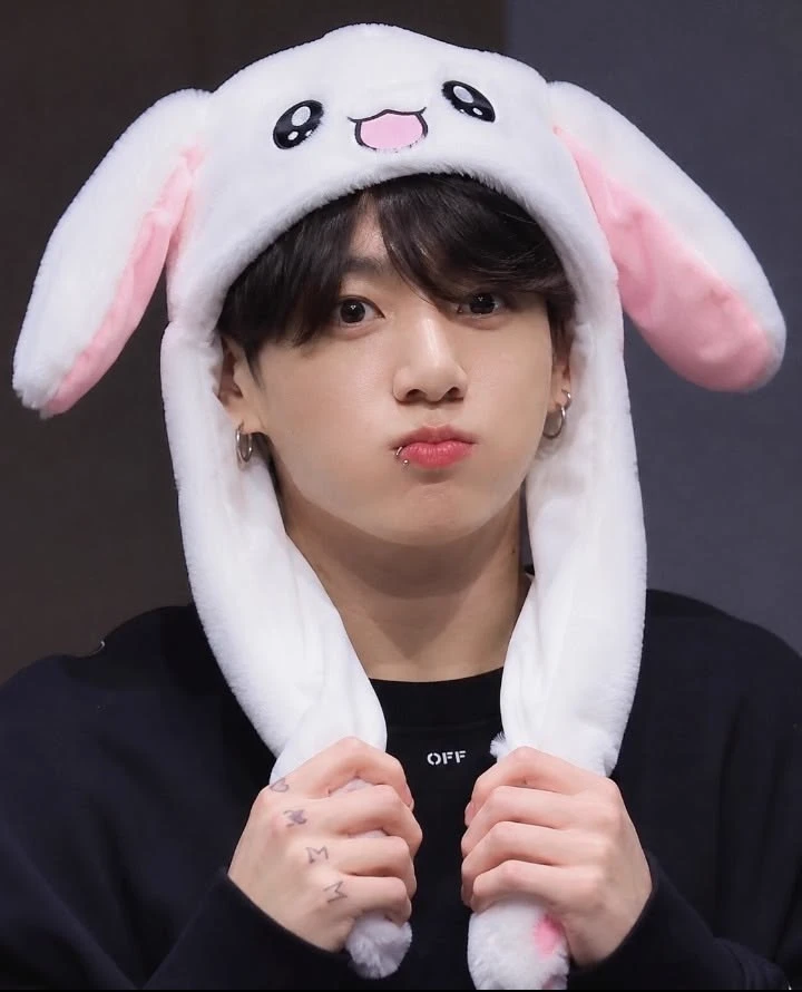 Jeon Jungkook thumbnail