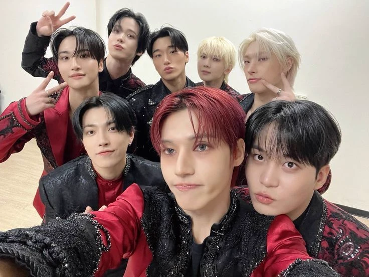 ATEEZ thumbnail