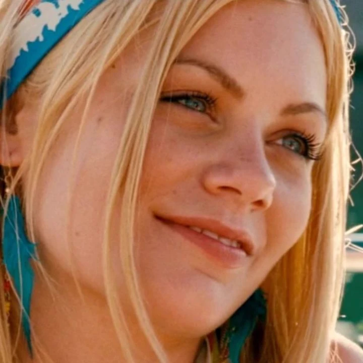 crystal shepherd from piranha 3D thumbnail