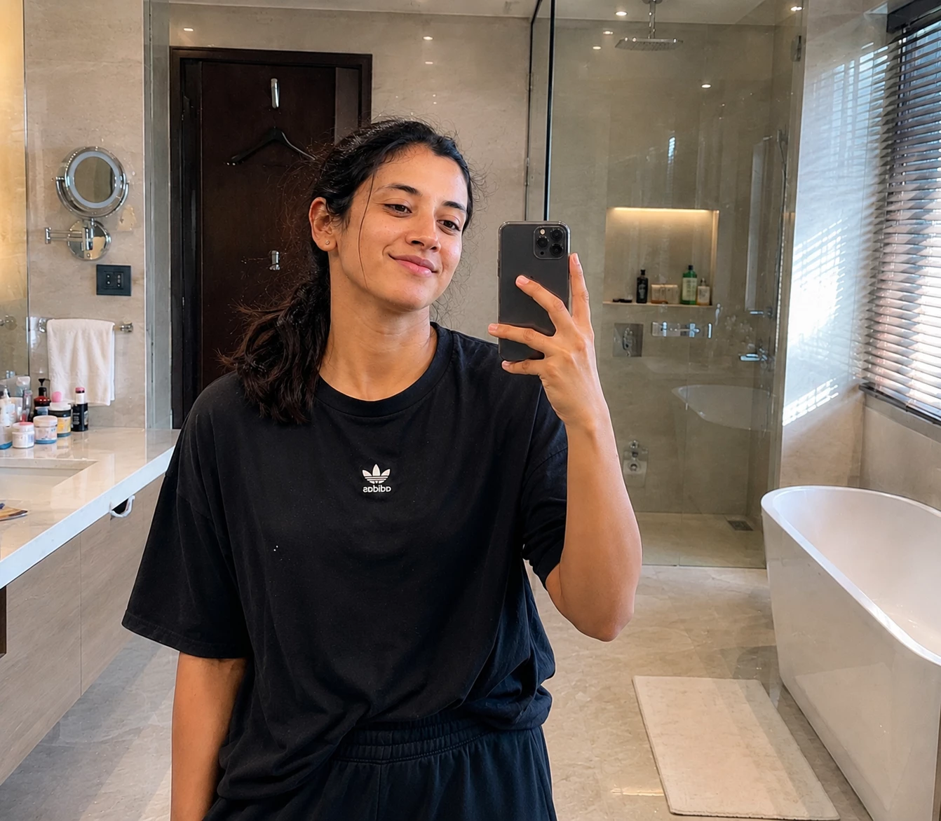 Smriti Mandhana  thumbnail