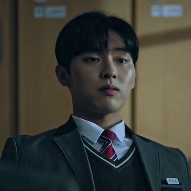 Park Seung Tae thumbnail