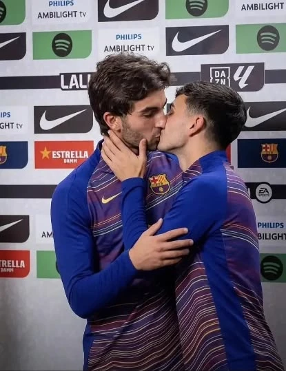Pedri is your ex and now you are just friends thumbnail