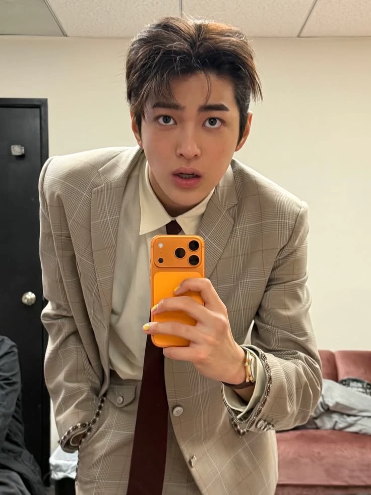 Ahn Keonho (Cortis) thumbnail