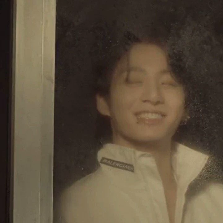 Jeon Jungkook thumbnail