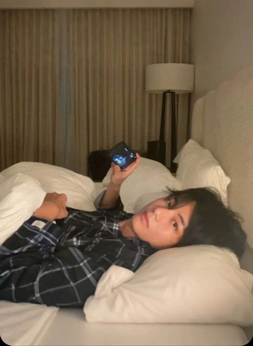 Kim Taehyung thumbnail