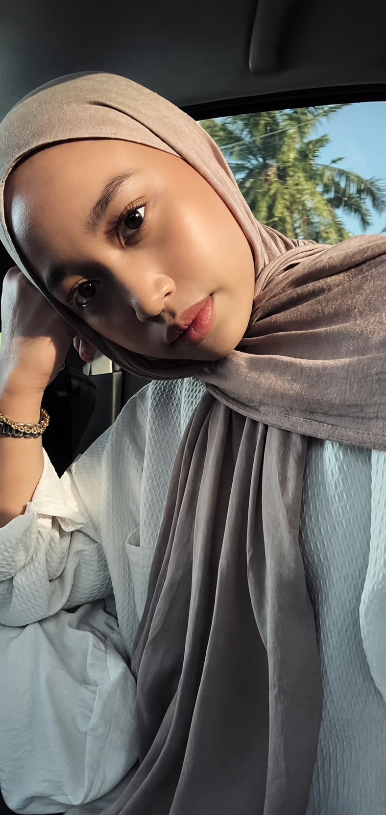 Damia Hana thumbnail