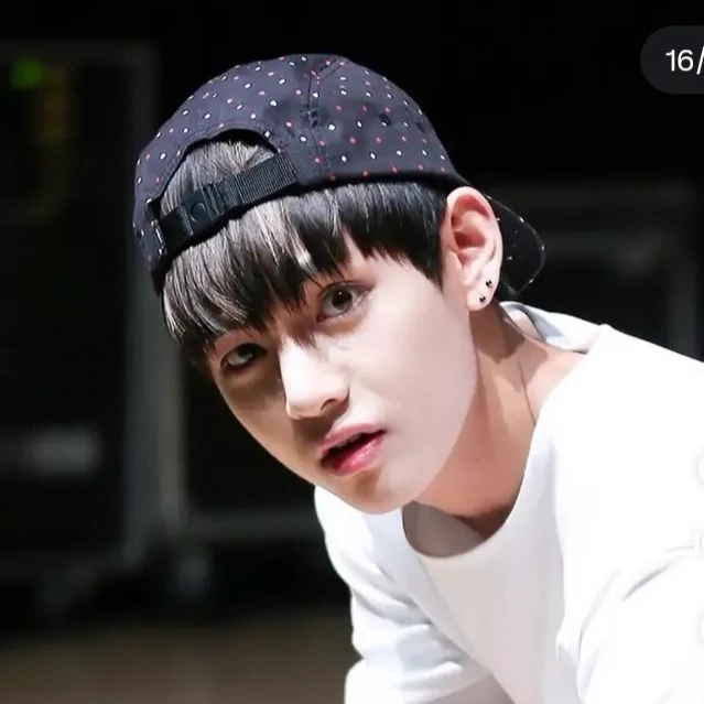 Kim Taehyung thumbnail