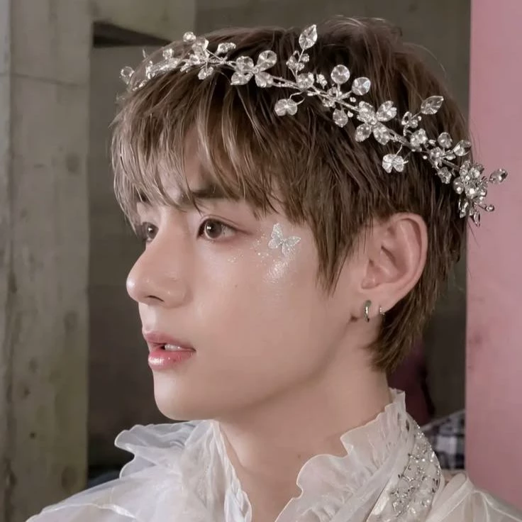 Kim Taehyung thumbnail