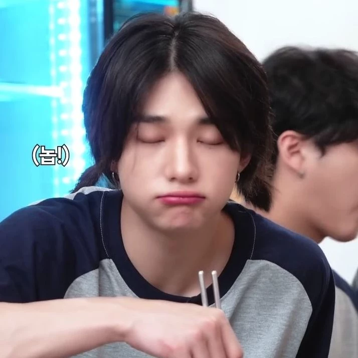 ᥫ᭡ 𝐲𝐮𝐦𝐢 ! ୨୧ з 🫧፝֟ৎ