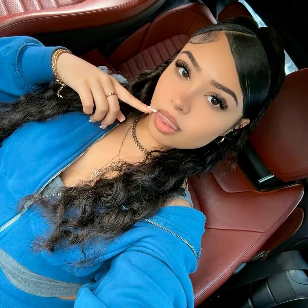 Chloe thumbnail