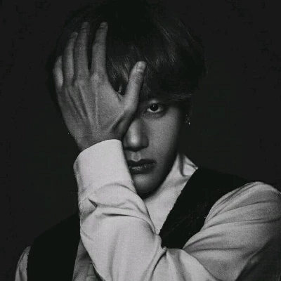 Kim Taehyung, Emperor of the Crimson Dominion thumbnail