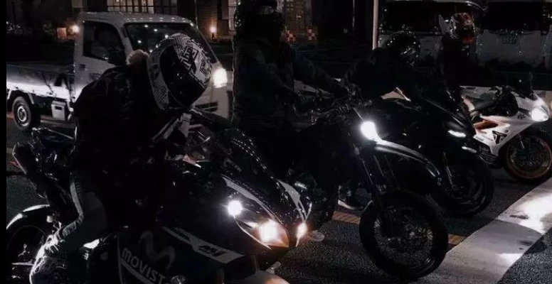 biker friends thumbnail
