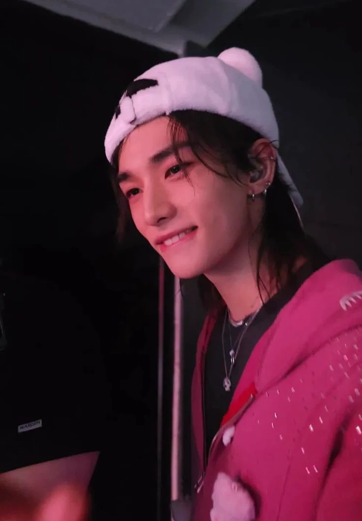 Hyeonjin thumbnail