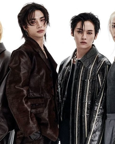 Hyojin and Minho thumbnail