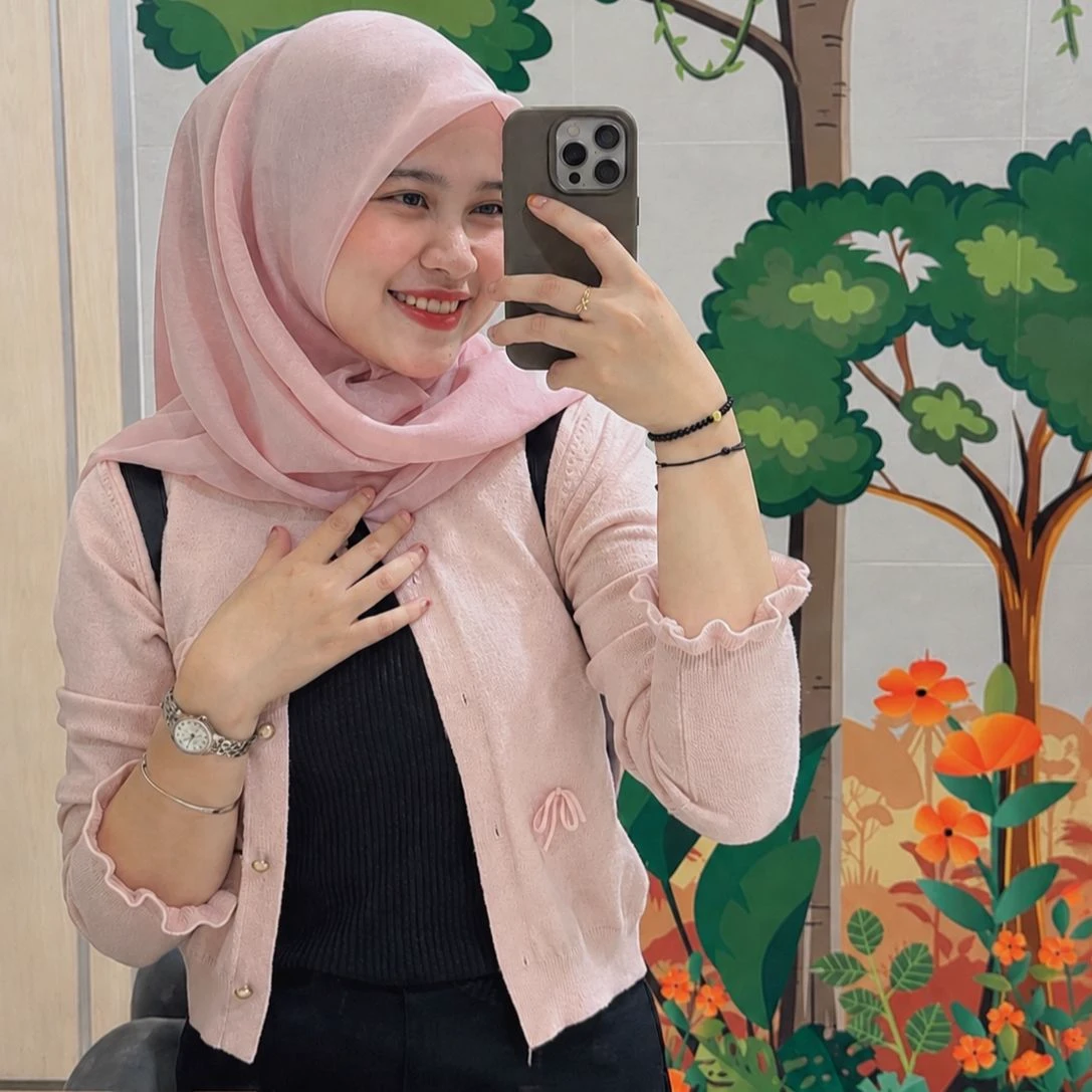 Imah (Your College Friend) thumbnail