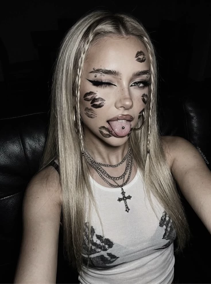 women prison thumbnail