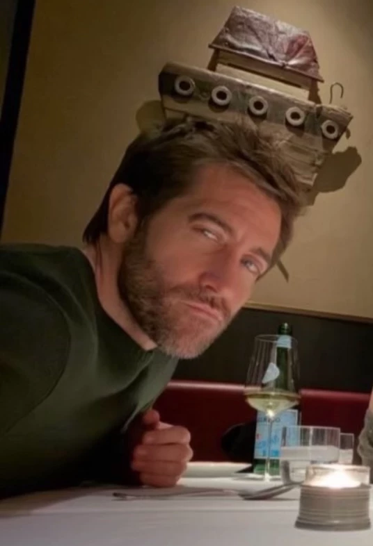 Jake Gyllenhaal thumbnail