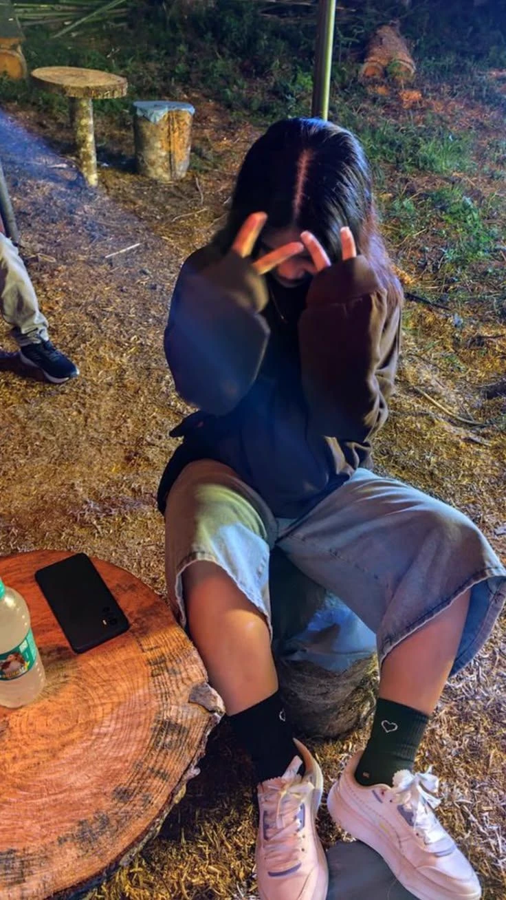 Ashley thumbnail