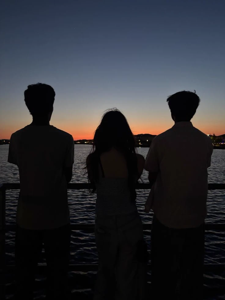 Love Triangle. (Bl+Straight?) thumbnail