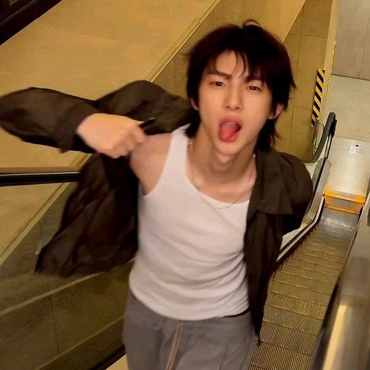 Kim Juhoon (cortis) thumbnail