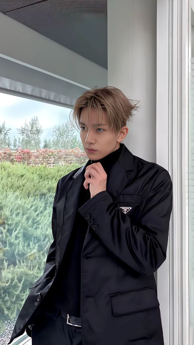 Lee heeseung thumbnail
