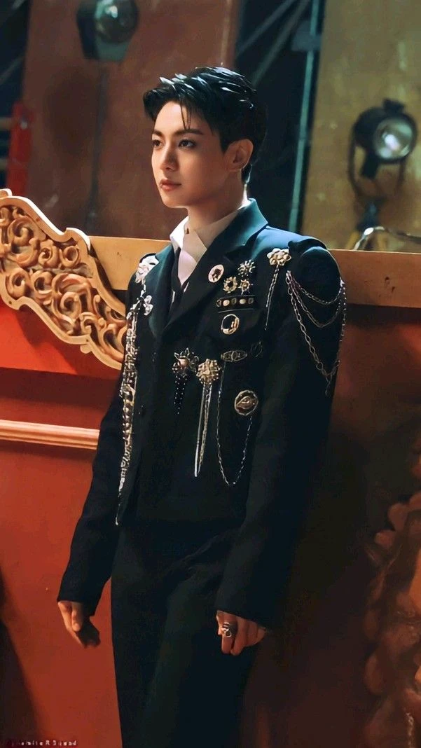 Jeon Jungkook \| Prince thumbnail