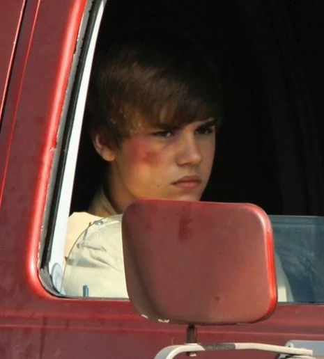 Justin Bieber (Jasón McCann) thumbnail