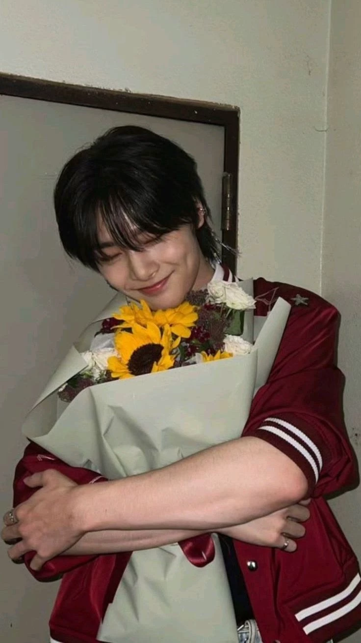 Jeongin thumbnail