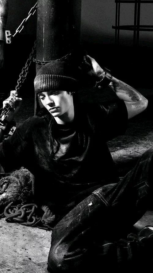 Tom Kaulitz thumbnail