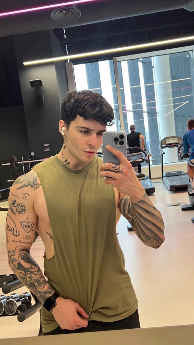 Ethan / BL  thumbnail