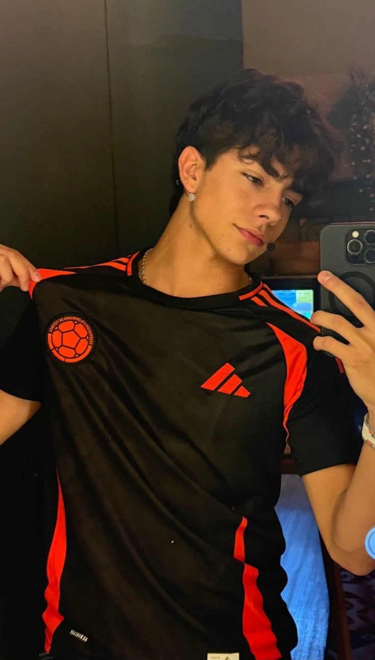 Lukas urkijo thumbnail